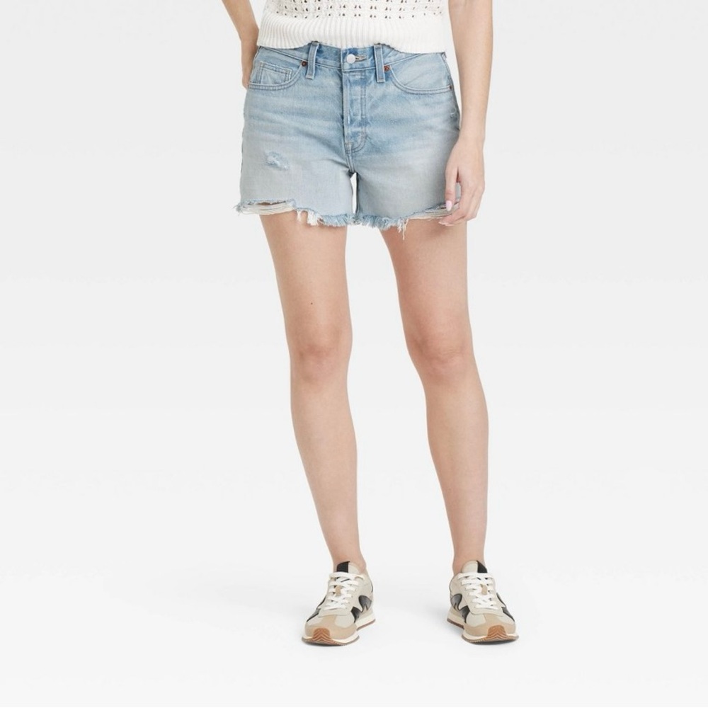 Universal Thread Mid-Rise 90s Baggy Denim Shorts